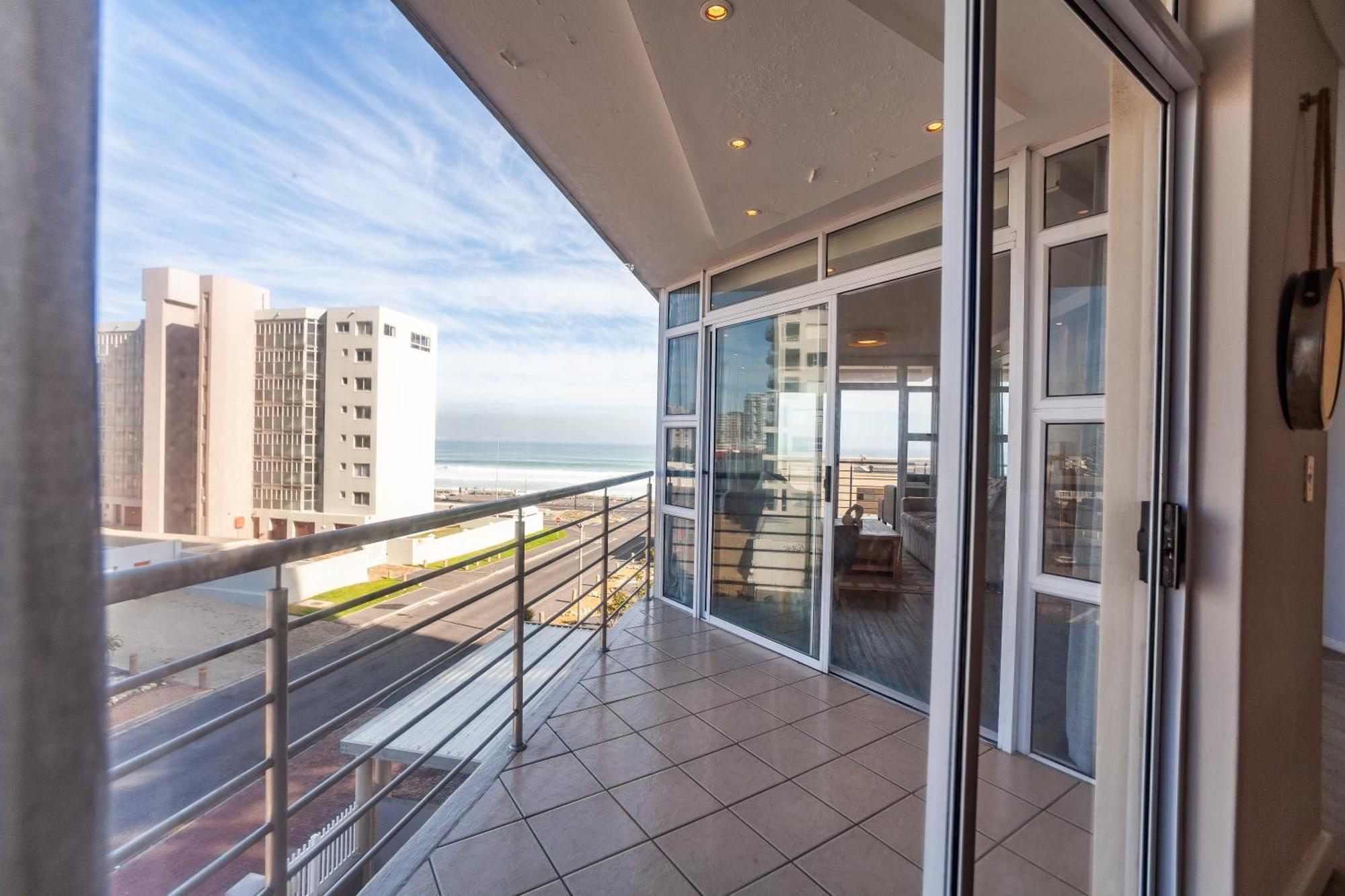 Luxury Ocean View Beachfront 2 Bed Apartment -206 The Waves, Blouberg, Cape Town Bloubergstrand Exterior photo